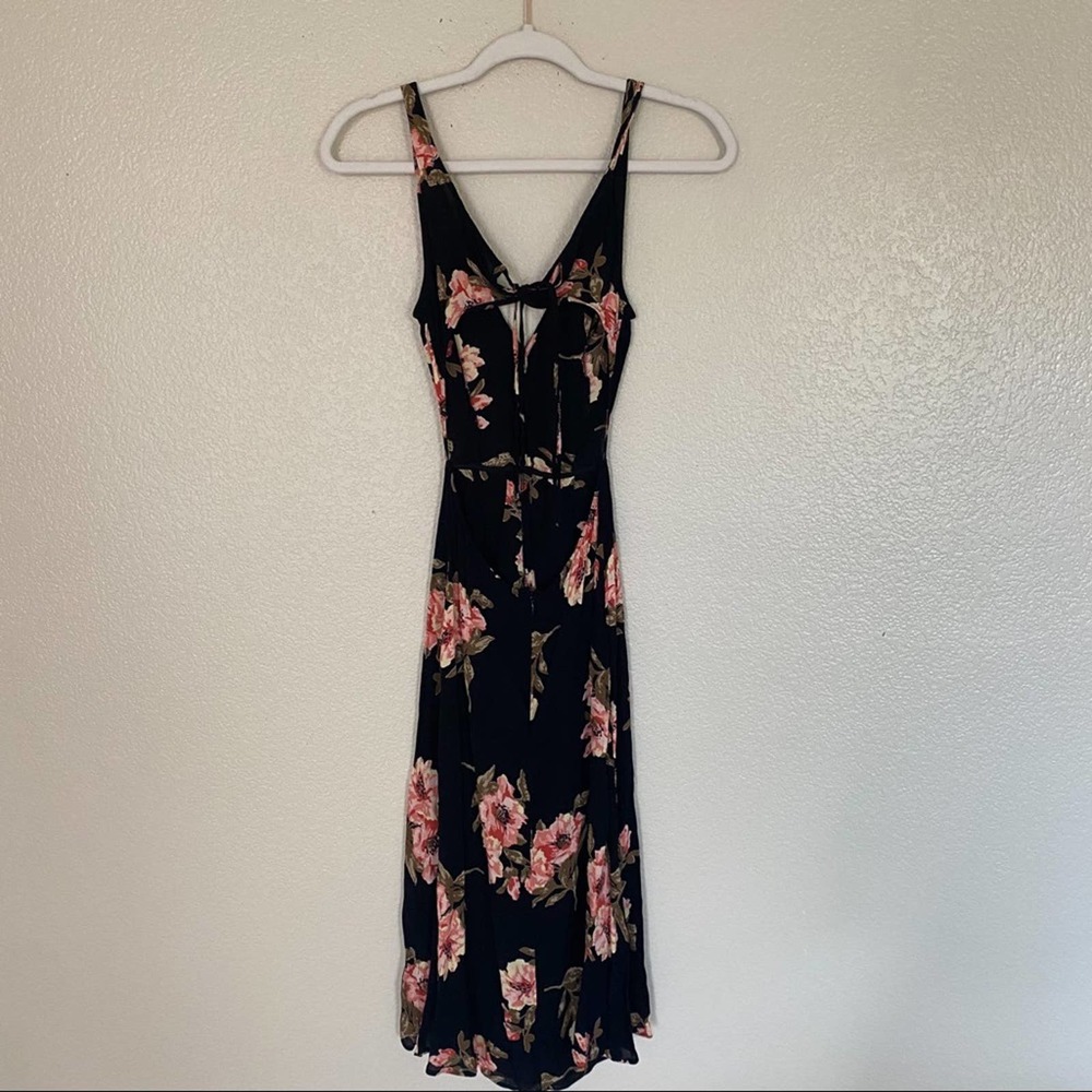Reformation - Picture 8 of 11